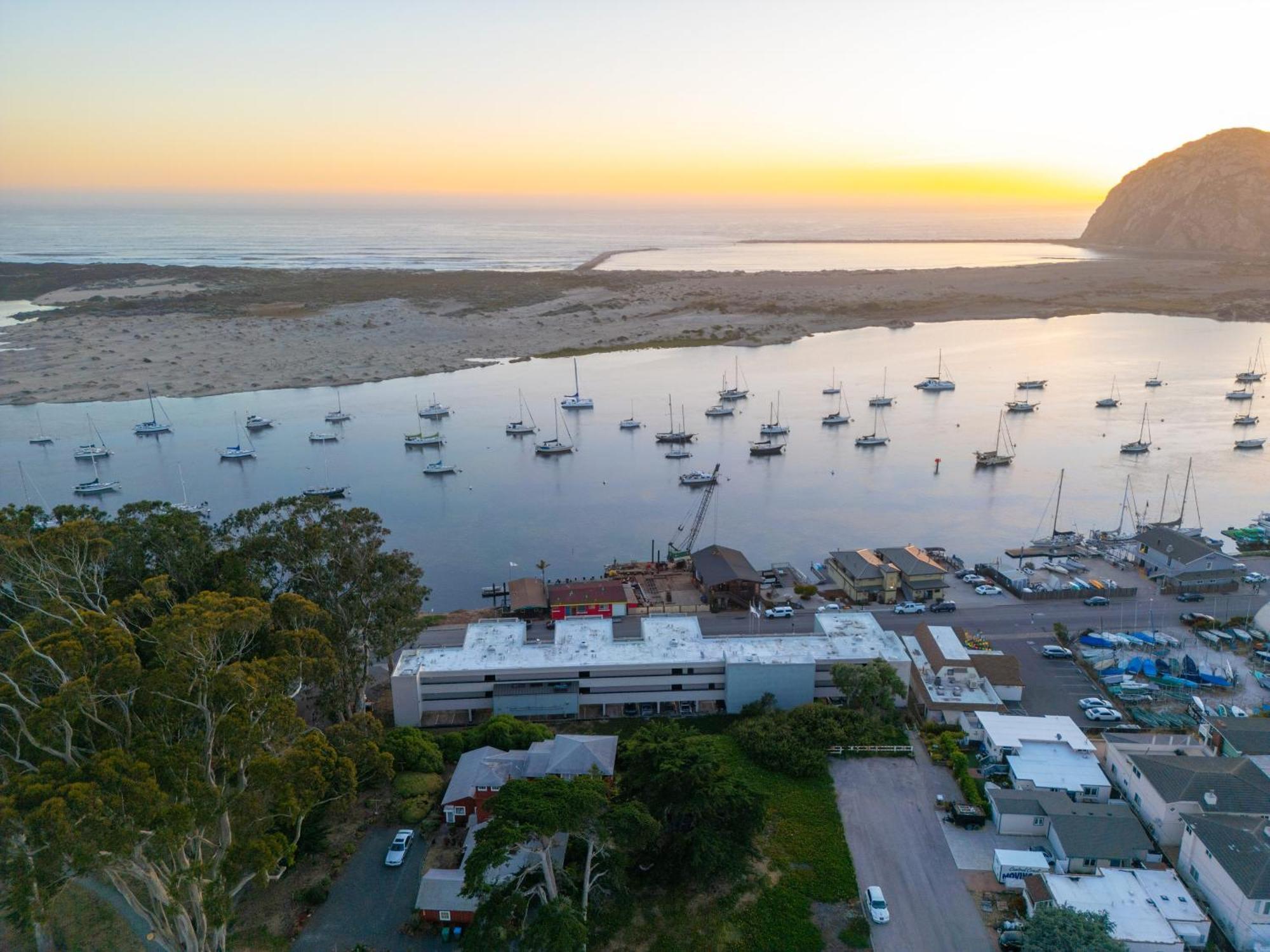 456 Embarcadero Inn & Suites Morro Bay Dış mekan fotoğraf